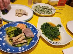 -鹿港小镇经典老上海菜(长乐路店)