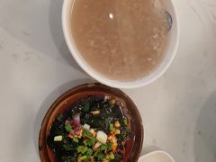-李与白包子铺(桐梓林店)