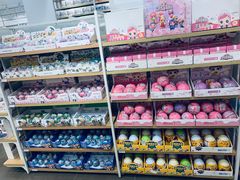-名创优品(万达广场河东店)