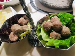 -左庭右院鲜牛肉火锅(浦江欢乐颂店)