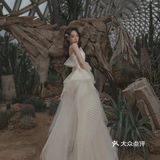 「初见黎明 碧波荡漾 且听风吟 清雅无匹」