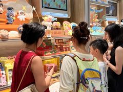 -泡泡玛特POPMART(国金街店)