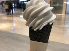 -喜茶(杭州滨江宝龙店)