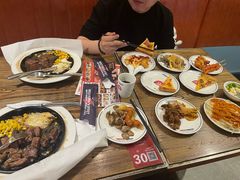 -牛排叔叔自助餐厅(太原万达店)