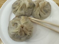 -严氏重油烧麦(民权路店)