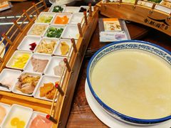 -香麒园·过桥米线·南湖雅宴