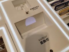 -LensCrafters亮视点·OAKLEY精选(静安嘉里中心店)