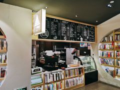 -钟书阁(珍园店)