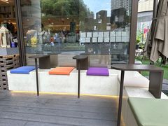 -Dough&Joe团憩(瑞虹天地月亮湾店)