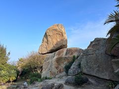 -东山风动石景区