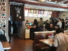 大堂-顺溜·手工刀削面·黑金店(铜锣湾店)