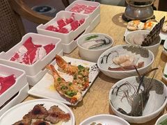 -雍和会海鲜姿造自助(湖东路店)