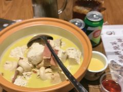 -黄泥岗·地道湖北菜(奥特莱斯店)