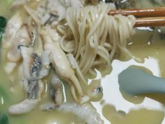 招牌黄鱼面-明呈黄鱼面馆(斜土路店)