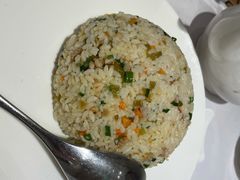 吉士酸菜肉糜炒饭-新吉士·上海菜(浦东LCM置汇旭辉店)