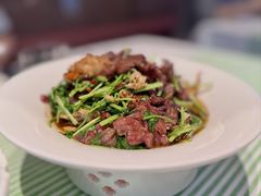香菜摔打鲜牛肉-桂满陇·杭州饭店(清河万象店)