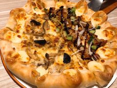 芝心皇后鸡腿黑松露-必胜客(东营万达店)