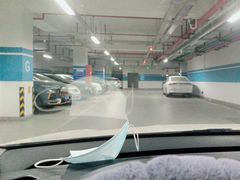 -经纬汇-停车场