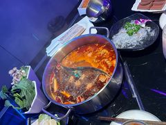 -唯爱KTV聚会餐厅(仙林东城汇店)