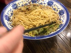 -碗里捞川渝特色面(沙河玖耀里店)