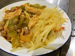 -马路牙子地桌烤肉(工体店)