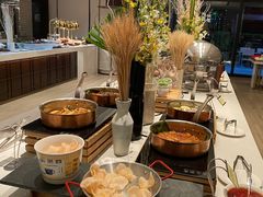 自助取餐区-鲜艳西餐厅(衡山路十二号华邑店)