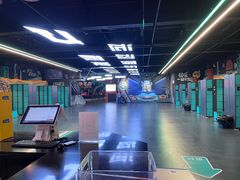 -极限PLAY运动娱乐新世界·团建派对潮玩休闲馆·室内蹦极高空游乐园