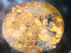 -炮爷东北铁锅炖(棠安路店)