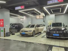 -哈贝卡汽车服务连锁(硕士路店)