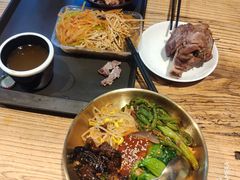 -聚合鑫东北熏酱熟食麻辣面(长阳店)