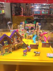 -乐高授权专卖店(朝阳大悦城店)