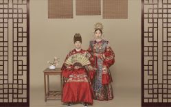 点击看大图 -挪娅婚纱摄影皇家会所
