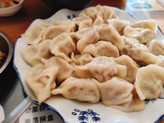 酸菜大肉饺子-东北熏肉大饼(大学南路店)