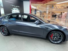 -TESLA 特斯拉(郑州正弘城体验店)