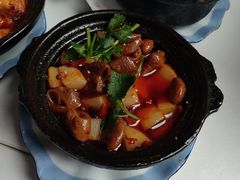麻辣肥肠-廖记老砂锅(上清寺店)