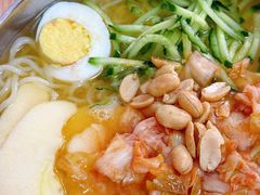 -二钢串叔麻辣烫(华龙大厦店)