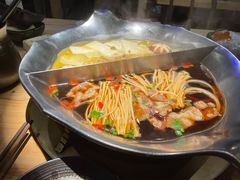 寿喜烧锅-湊湊火锅·茶憩(杭州湖滨银泰in77店)