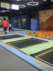 -反弹蹦床公园(南坪万达店)