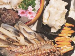 花竹虾-鲜入围煮花胶鸡海鲜火锅