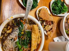 -水平有限螺蛳粉(宏达大厦店)