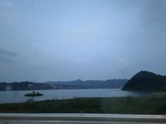 -雅鲁激流探险漂流