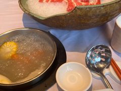 -泓炙颐凤鲜海鲜火锅料理(桐乡店)