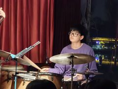 -东岸Cafe 爵士俱乐部