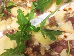 -Gather pizza