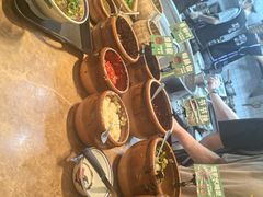 -云阿蛮云南生烫牛肉米线(奉贤路店)