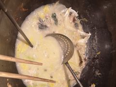 -陈大锅·岳阳鱼馆·地道岳阳菜(美食街店)