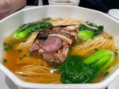 焖蹄面-沈大成(南京东路店)