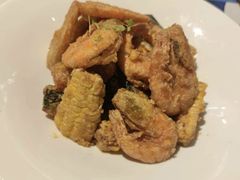 -港丽餐厅(高德置地店)