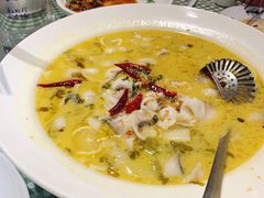 老坛酸菜鱼-朝郡酒家·粤菜(燕大星苑店)