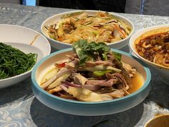 -巴扎美食·新疆菜·西域歌舞表演餐厅(新疆大厦店)
